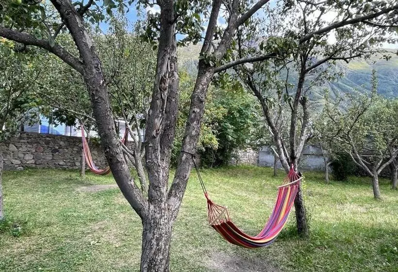 پانسیون Family Hotel 7 Sisters