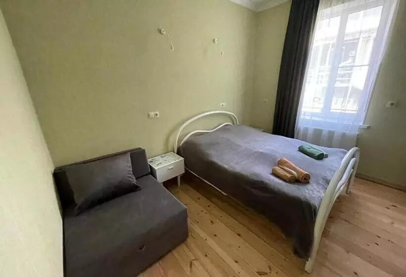 پانسیون Family Hotel 7 Sisters