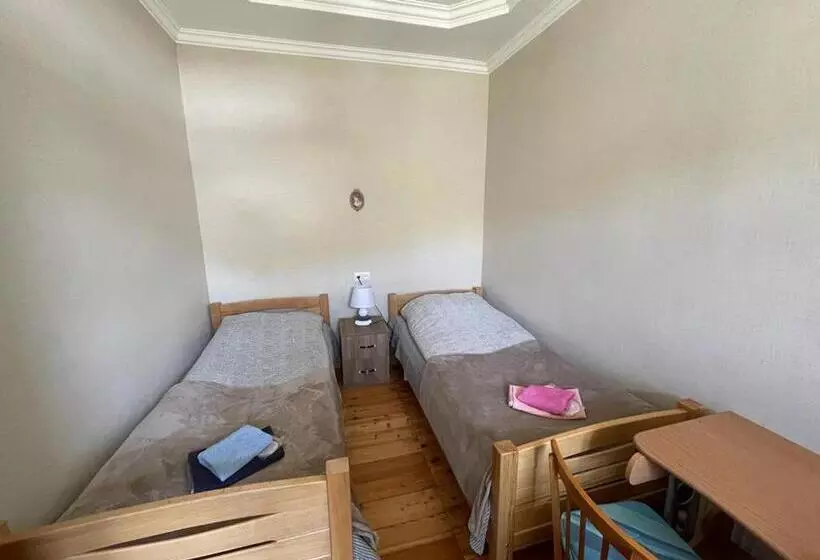 پانسیون Family Hotel 7 Sisters