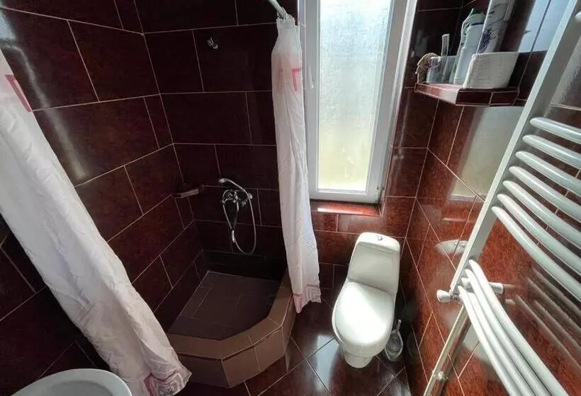 پانسیون Family Hotel 7 Sisters