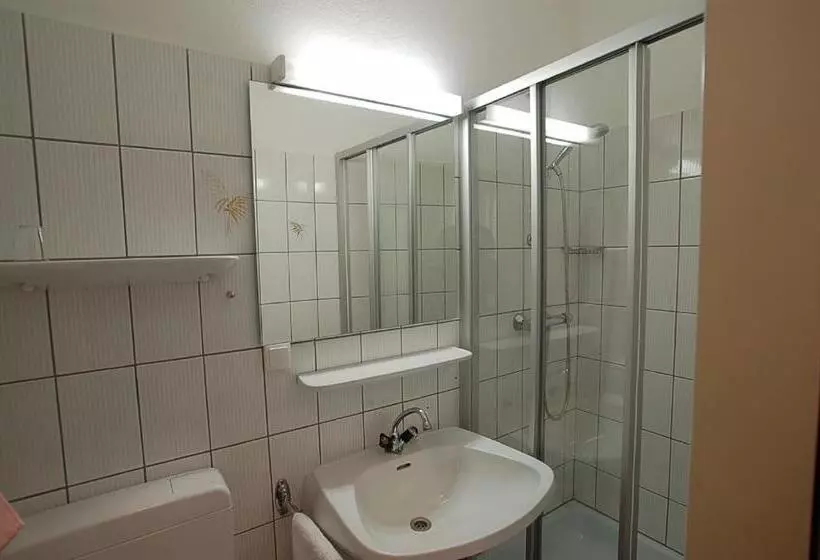 Retkeilymaja Alpengasthof Grobbauer