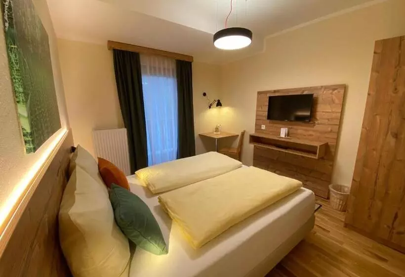 Retkeilymaja Alpengasthof Grobbauer