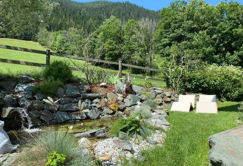 Retkeilymaja Alpengasthof Grobbauer