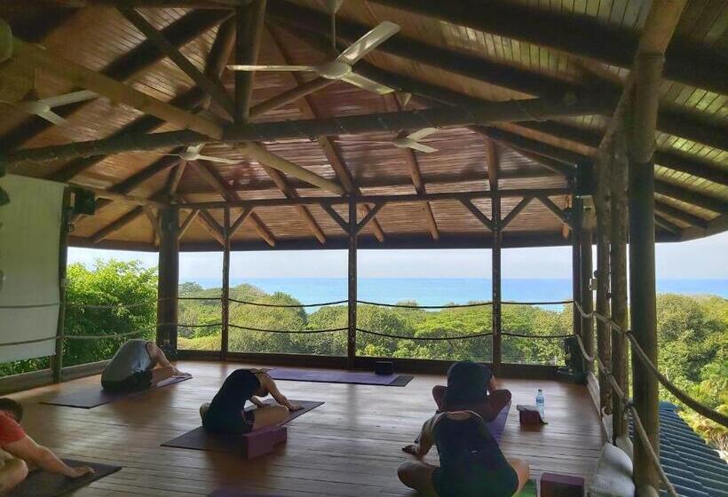 Horizon Hotel & Yoga Center