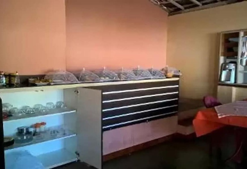 بنسيون Pousada Bougainville