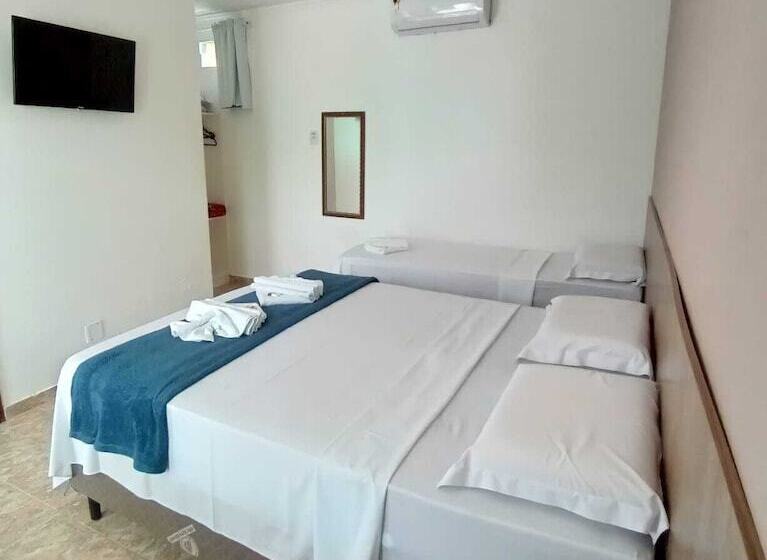 پانسیون Pousada Concha Dourada