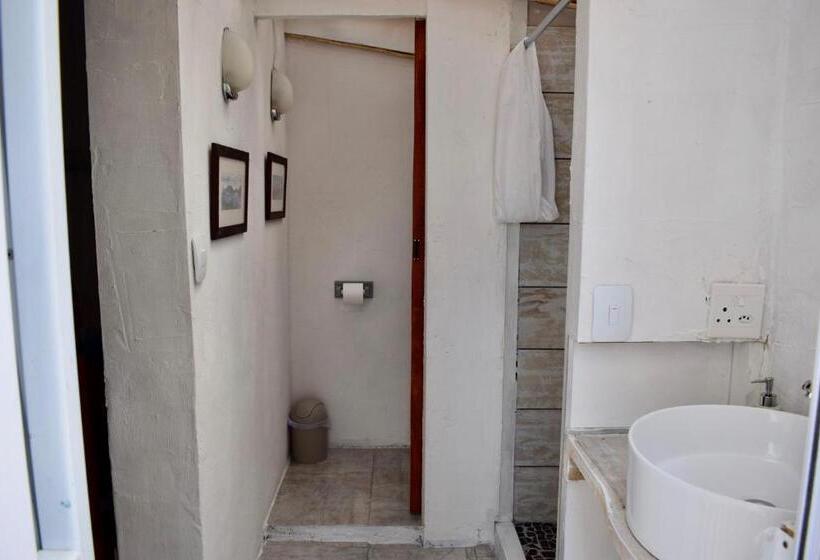 پانسیون The Green Palm Cottage