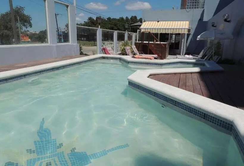 Suites Mirage