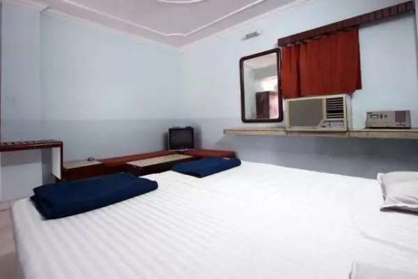 ユースホステル Dharamlok