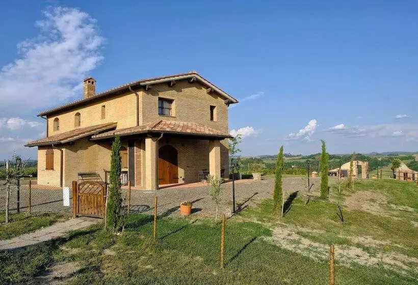 ホテル Podere Torricella