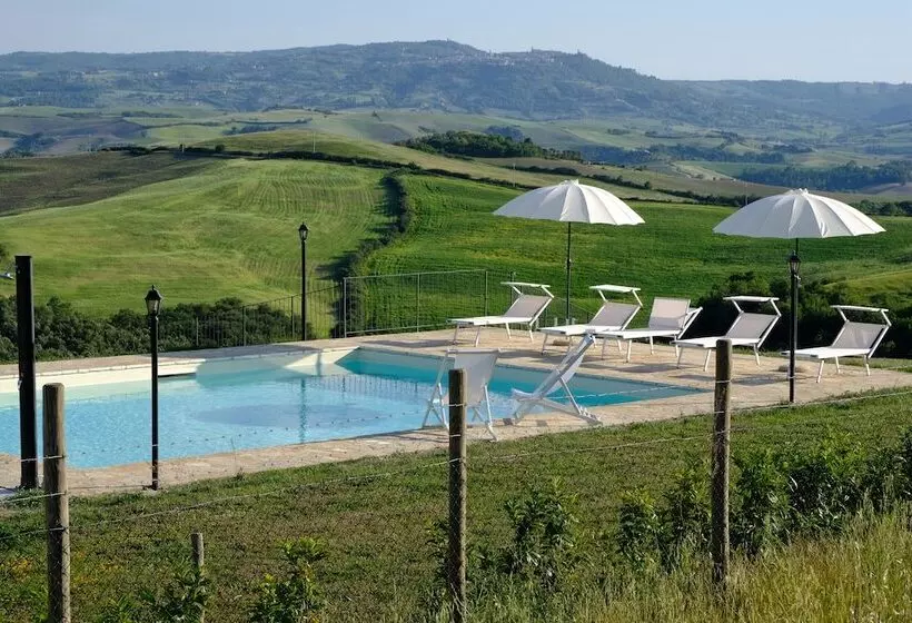 ホテル Podere Torricella