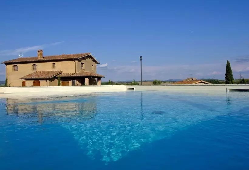 ホテル Podere Torricella