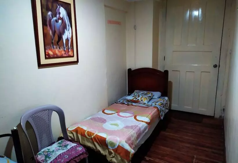 Majatalo Hostal Latitud Ecuem