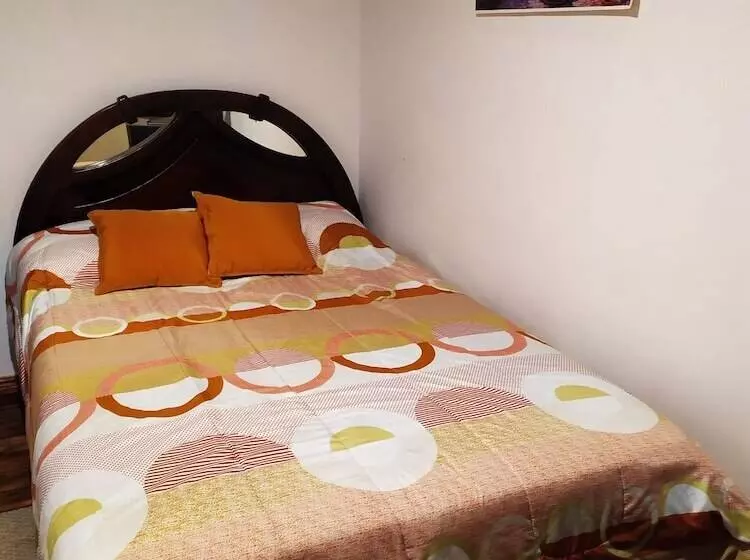 Majatalo Hostal Latitud Ecuem