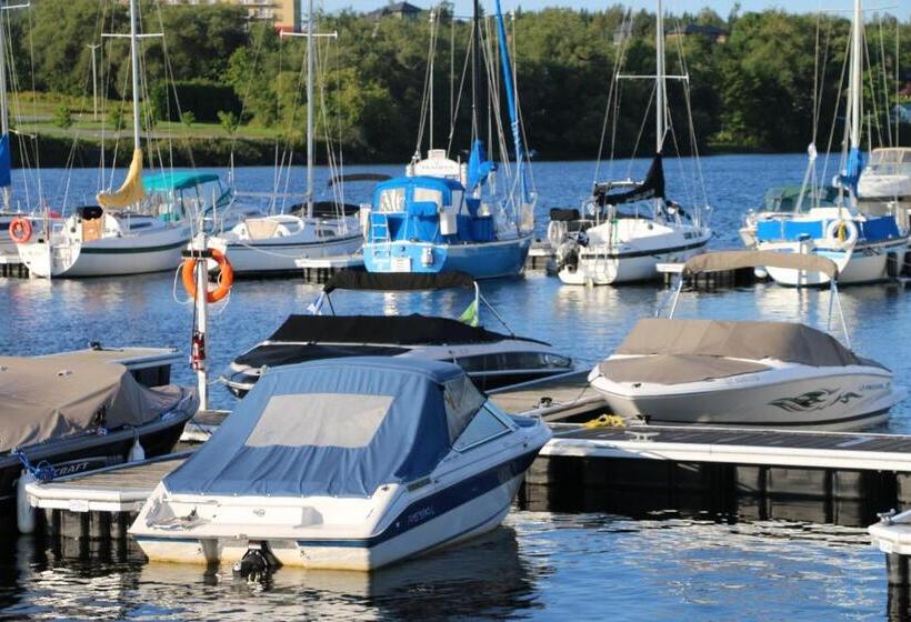 ペンション Maison Du Lac