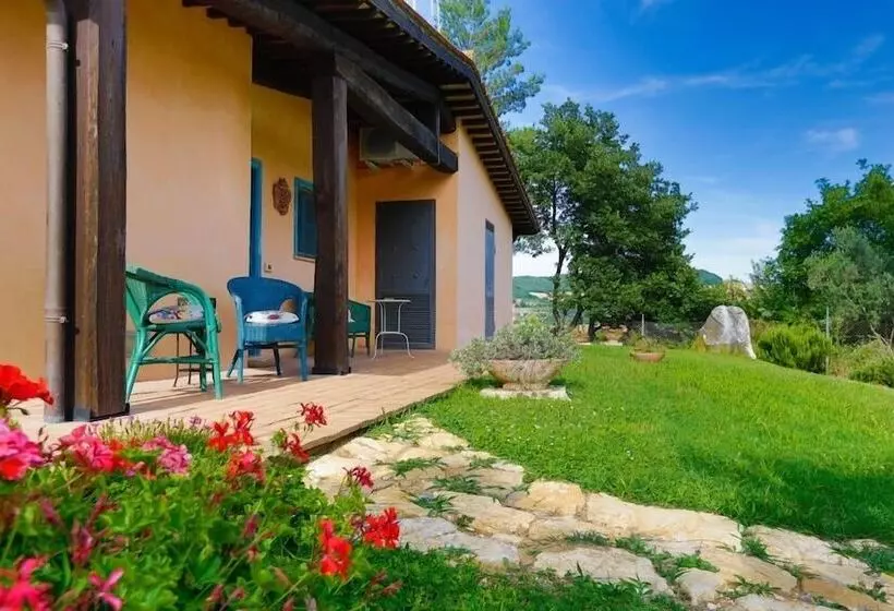 هتل Il Poggio Di Teo