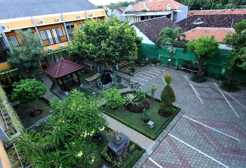 Majatalo Guest House Rumah Wahidin Syariah