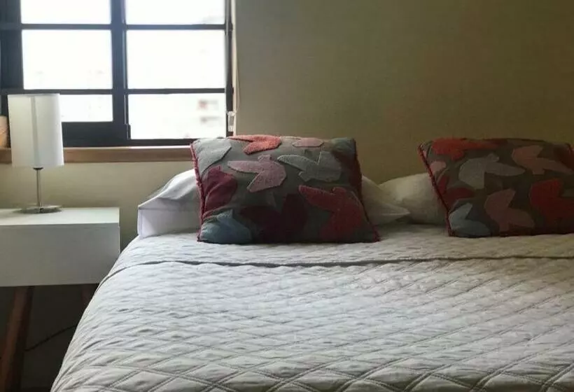 ペンション Hostal My House