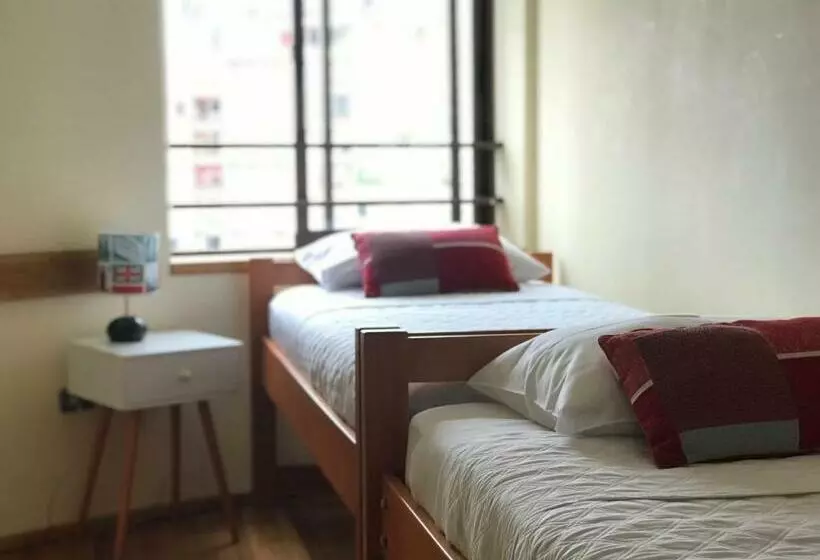 ペンション Hostal My House