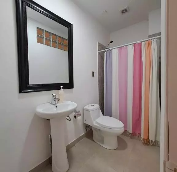 ペンション Hostal My House