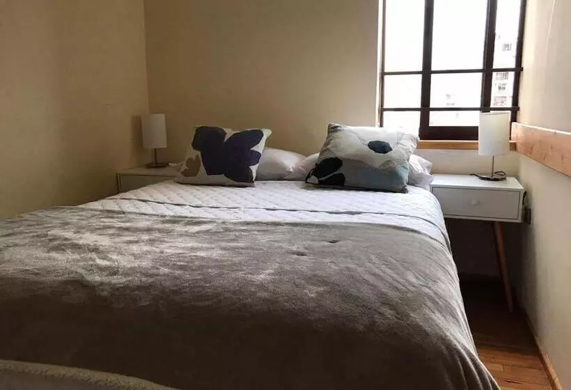 ペンション Hostal My House