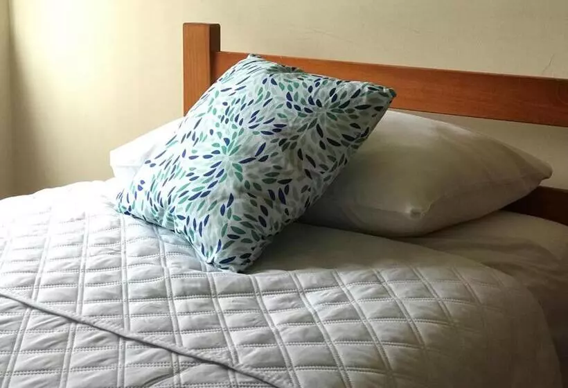 ペンション Hostal My House