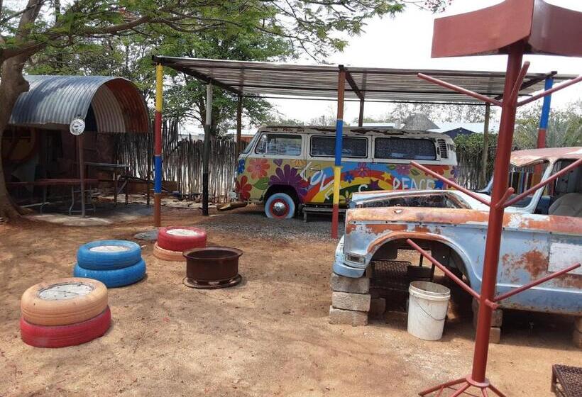 Pensionat Kai Oms Backpackers Lodge