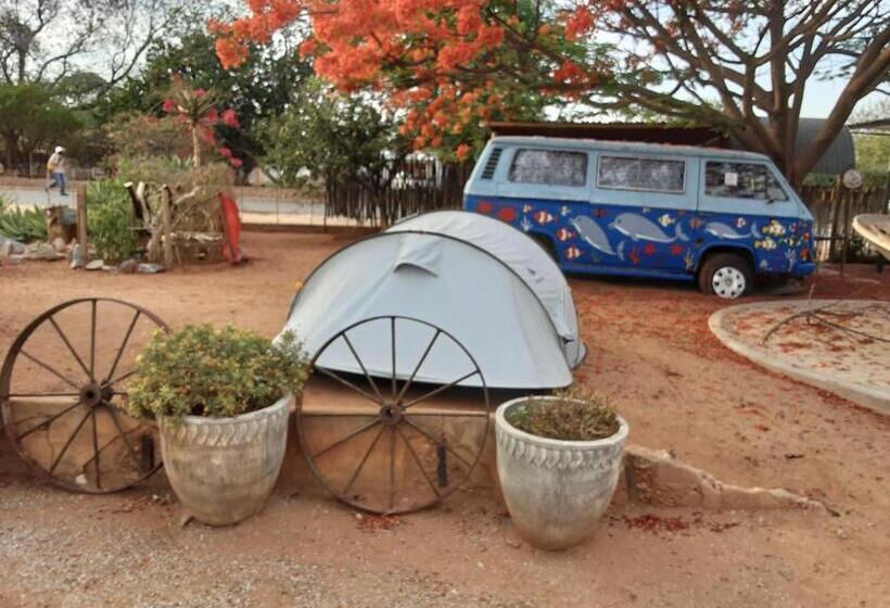 Pensionat Kai Oms Backpackers Lodge