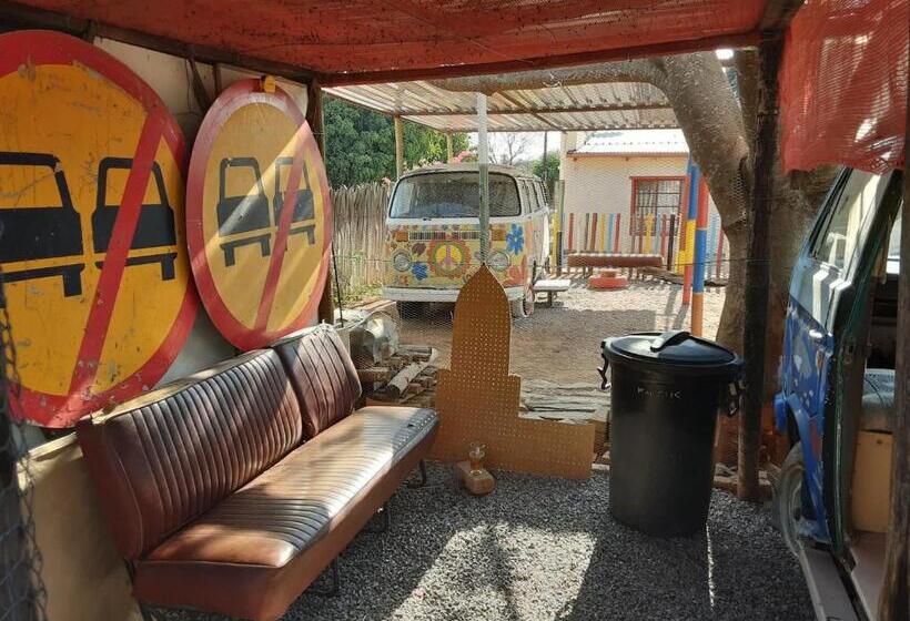 Pensionat Kai Oms Backpackers Lodge