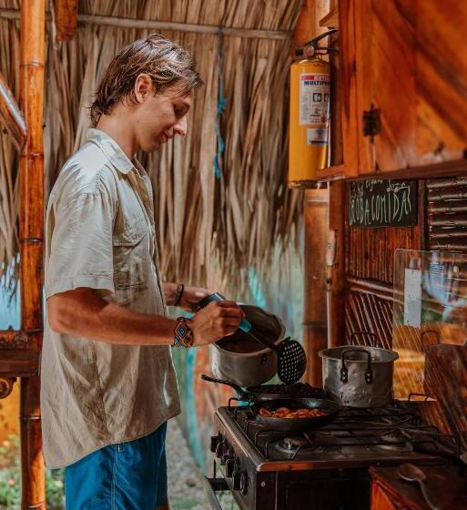 پانسیون Kasakolà