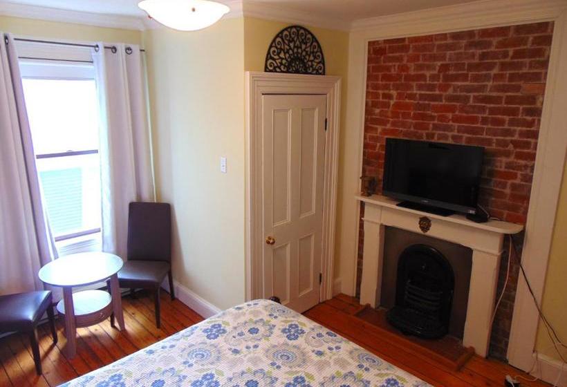 بنسيون The Rendell Shea Manor