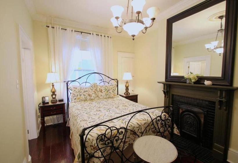 بنسيون The Rendell Shea Manor