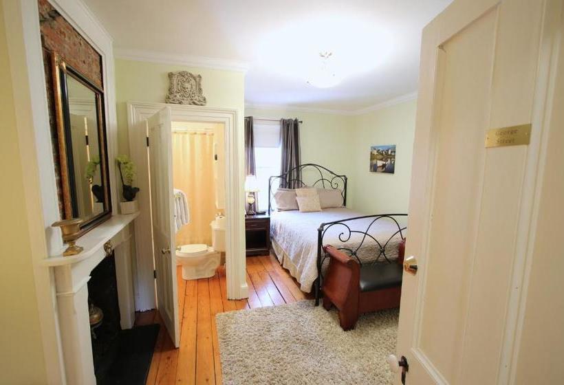 بنسيون The Rendell Shea Manor