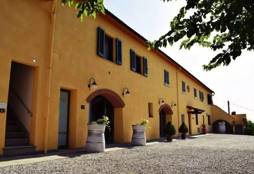 ホテル Agriturismo Luggiano