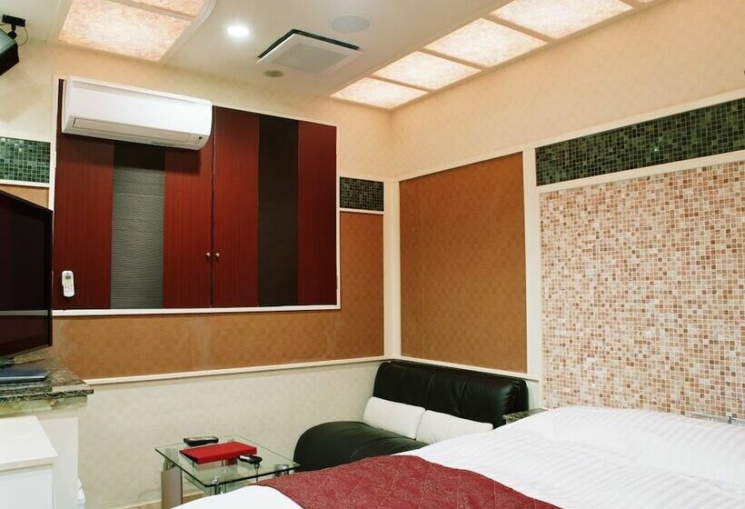 בית מלון כפרי C Love Adults Only