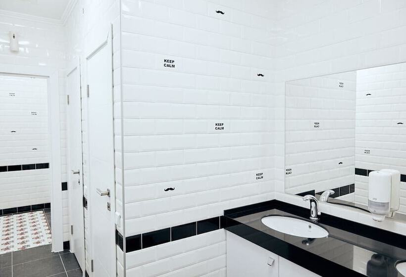 هتل کپسول Kapsula