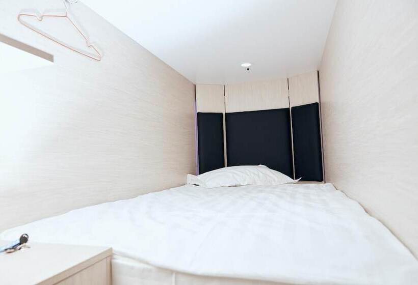 هتل کپسول Kapsula