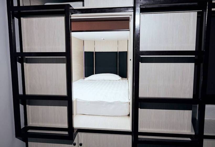 هتل کپسول Kapsula