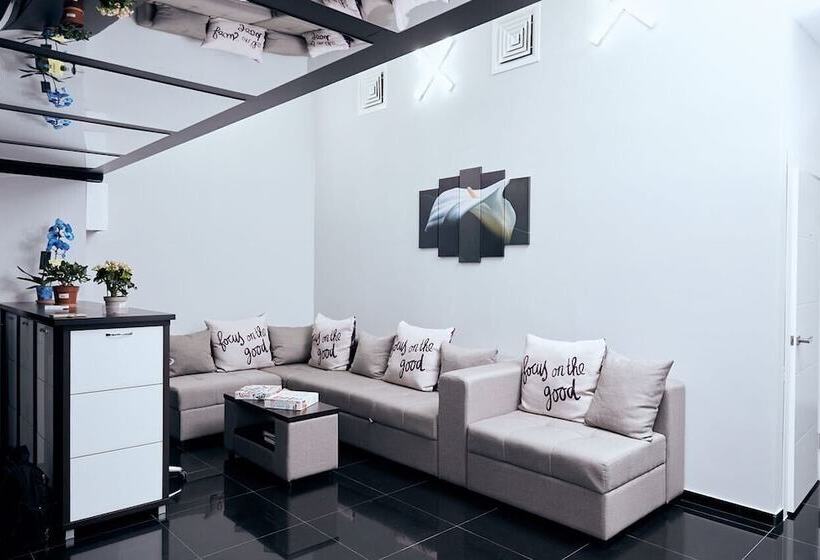 هتل کپسول Kapsula