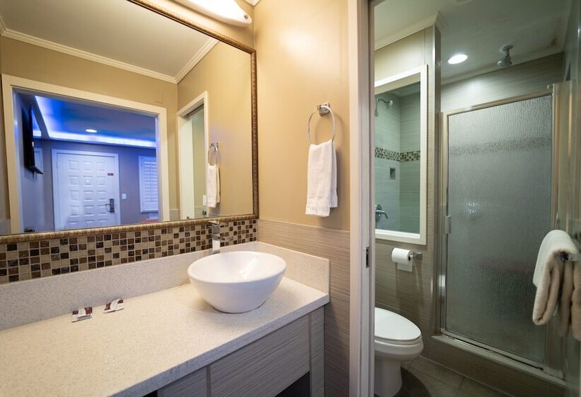 فندق على الطريق Royala Inn