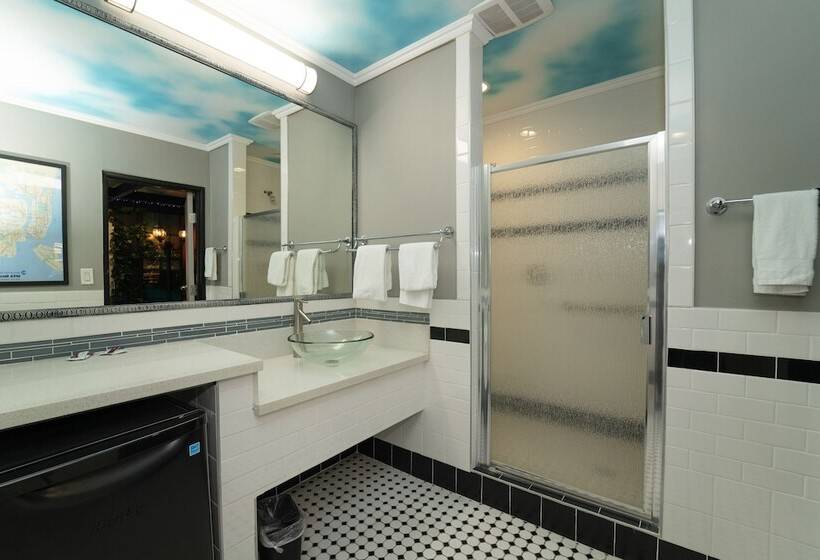 فندق على الطريق Royala Inn