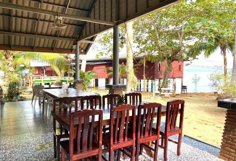 پانسیون Somphoch Garden