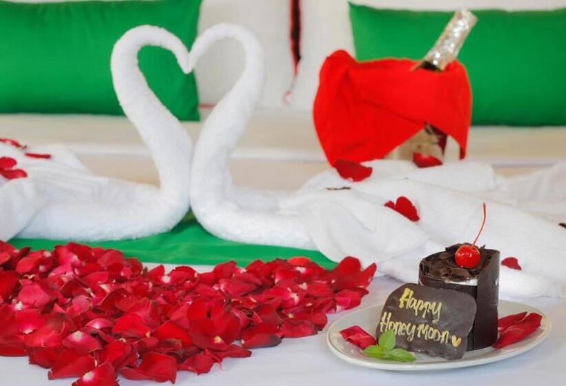 旅馆 Graha Madesimon