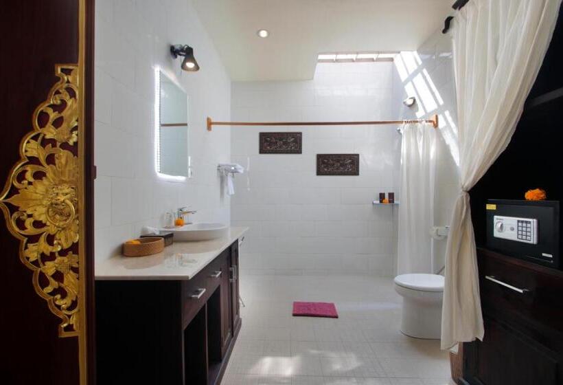 旅馆 Graha Madesimon