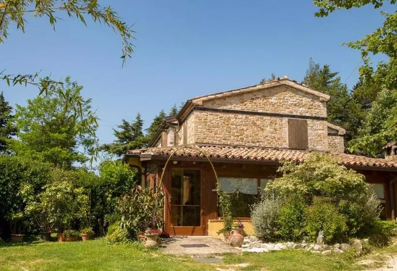 ホテル Agriturismo B&b Bio La Tana Del Lele