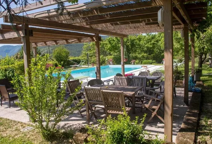 ホテル Agriturismo B&b Bio La Tana Del Lele