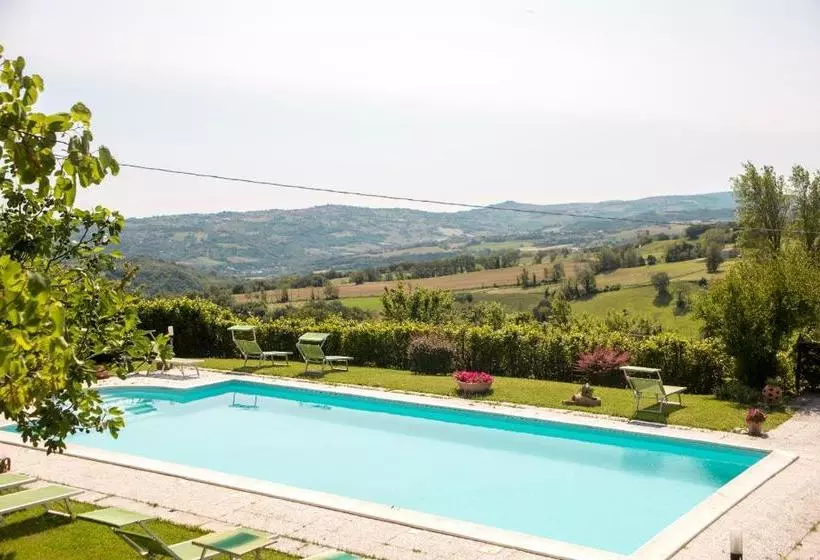 ホテル Agriturismo B&b Bio La Tana Del Lele