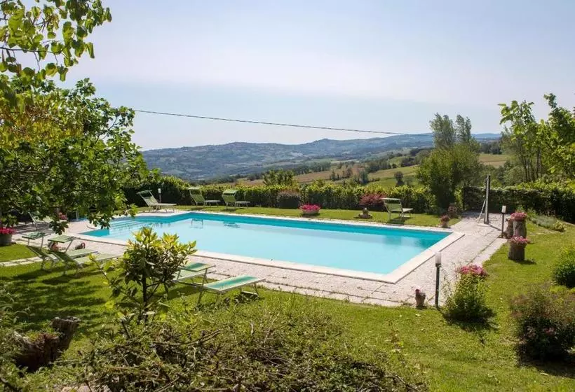 ホテル Agriturismo B&b Bio La Tana Del Lele