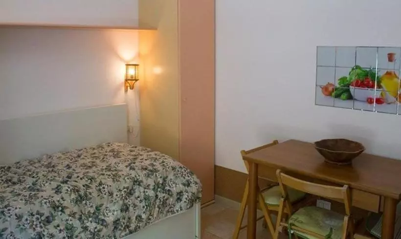 ホテル Agriturismo B&b Bio La Tana Del Lele
