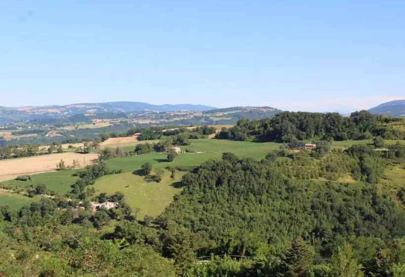 ホテル Agriturismo B&b Bio La Tana Del Lele